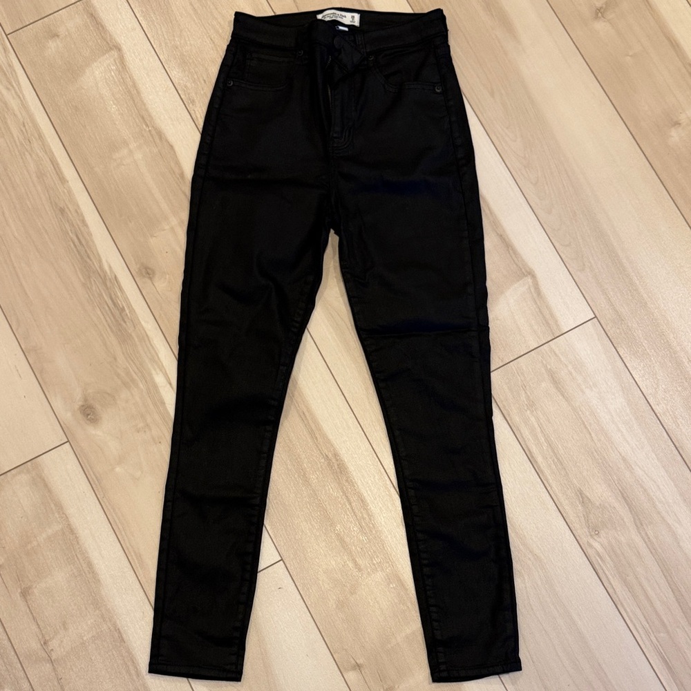 Abercrombie Black Super Skinny Ankle High Rise Jeans - Coated Finish